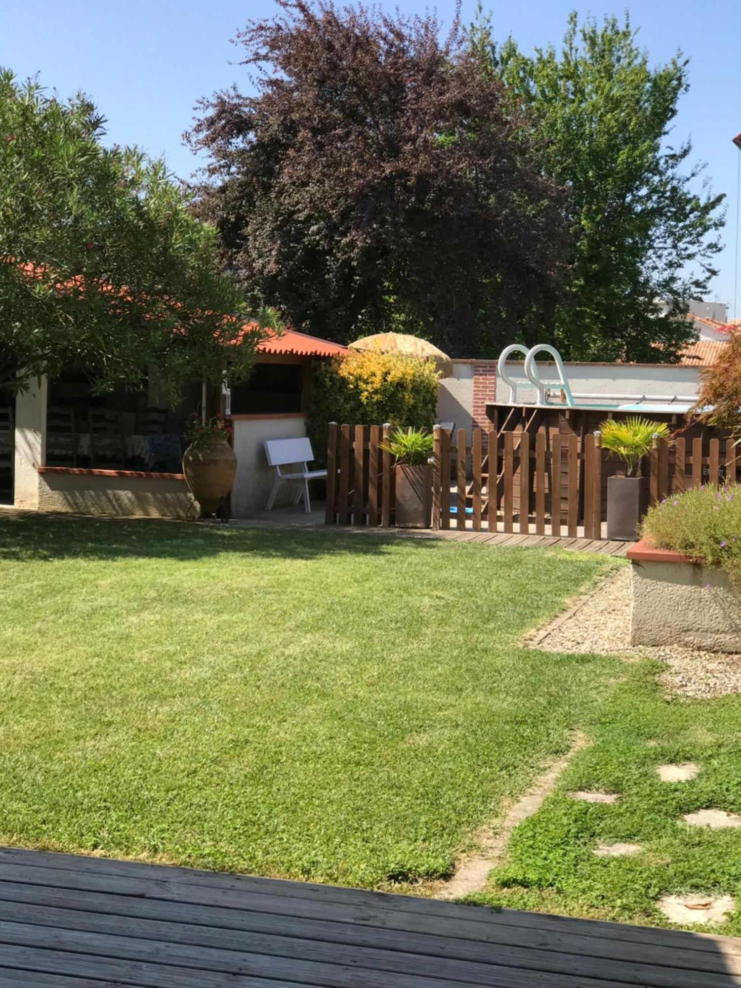 Escale Au Fond Du Jardin Séjour chez l'habitant